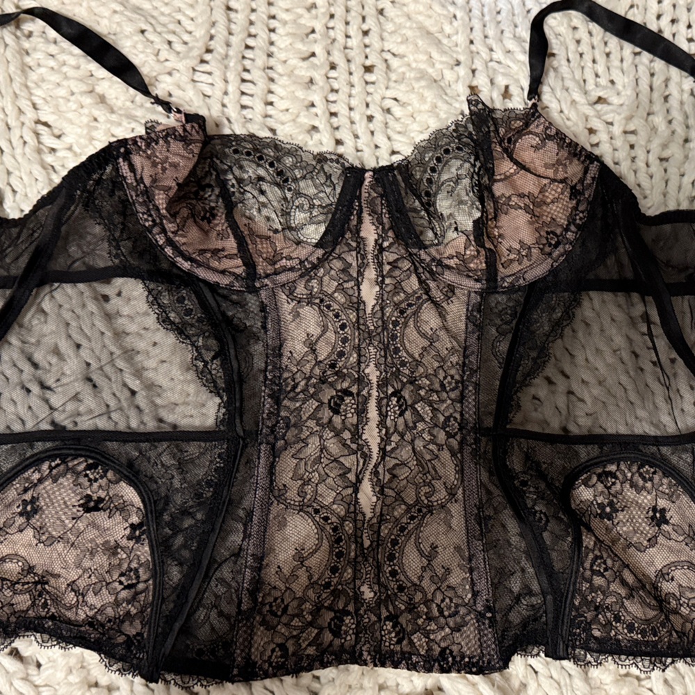 Victoria's Secret Black and Pink Lace Corset Bra